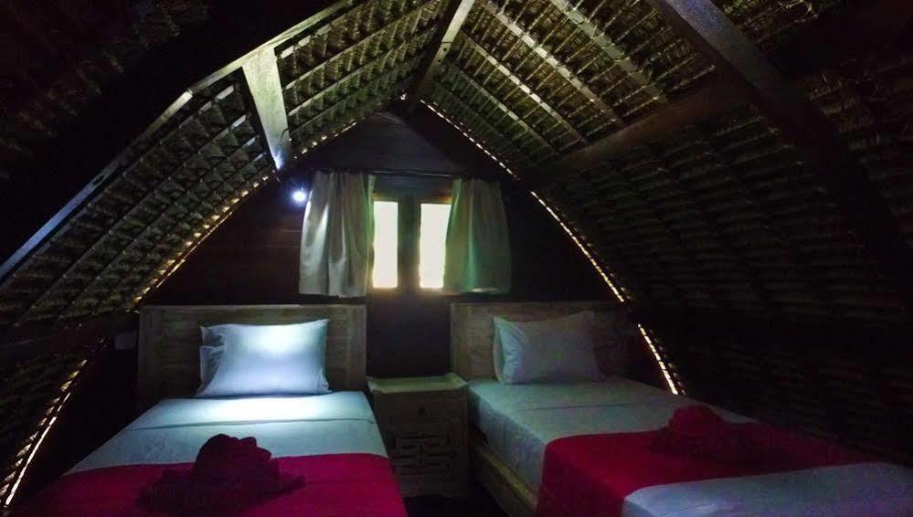 Kelapa Cottage Αμέντ Εξωτερικό φωτογραφία
